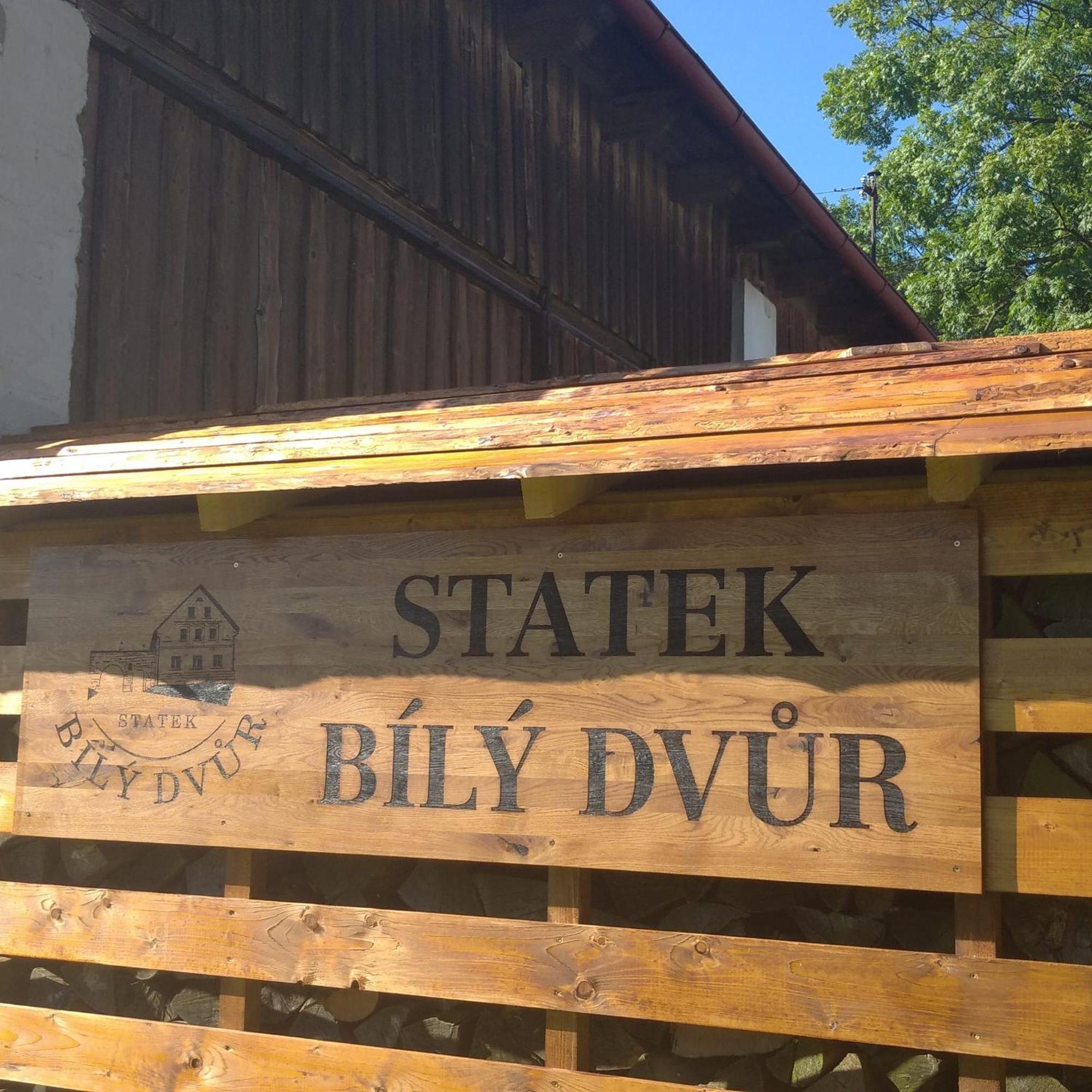 Hotel Statek Bily Dvur - Bely Machov Exterior foto